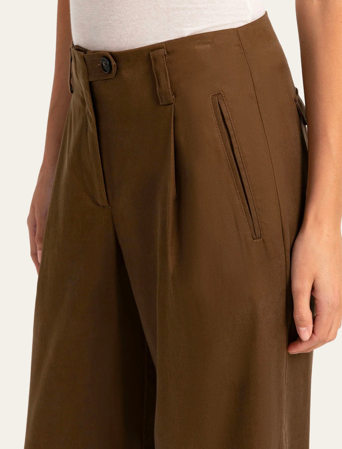 Jambes Larges Plissees