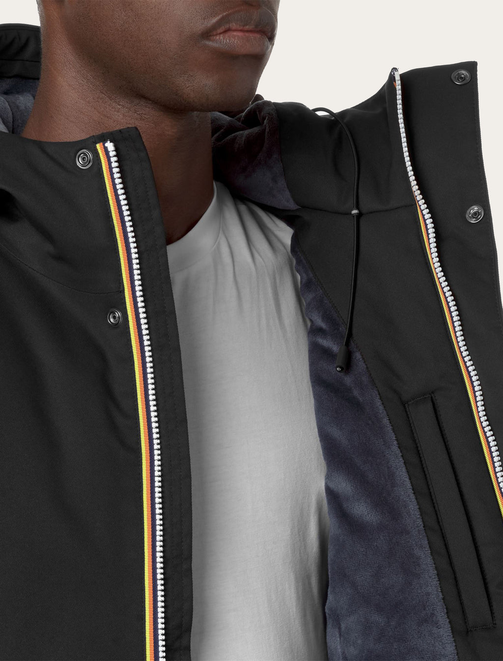 K-Way Jarno Twill Marmotta — détail zip tricolore signature et doublure polaire intérieure