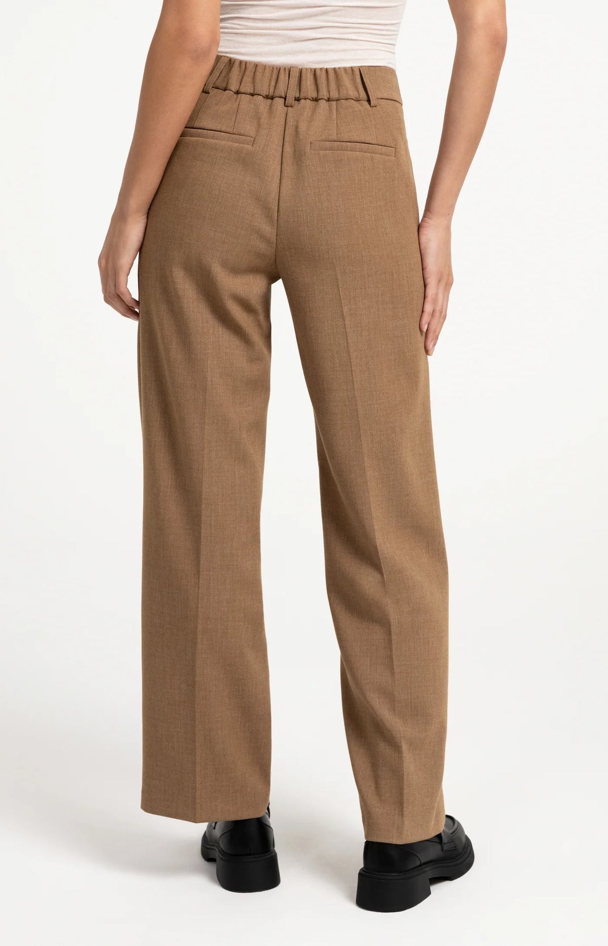 Droit Taille Mi-Haute